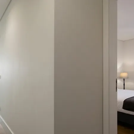 Serviced - Benformoso *