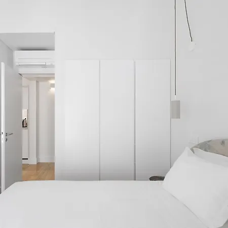 Lsa Benformoso By Numa * Lisbon