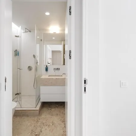 Lsa Benformoso By Numa Apartment *