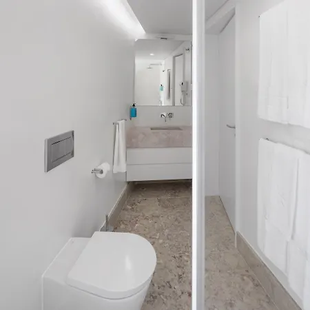 Lsa Benformoso By Numa * Lisbon