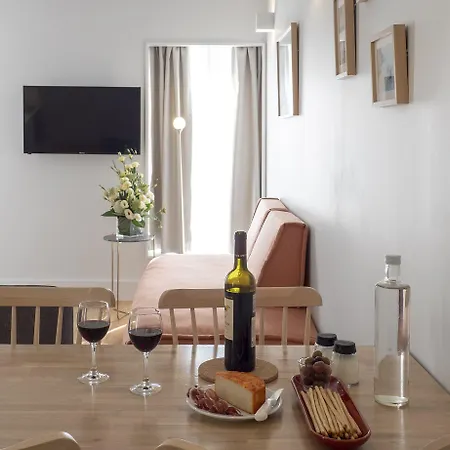 Lsa Benformoso By Numa Apartment *